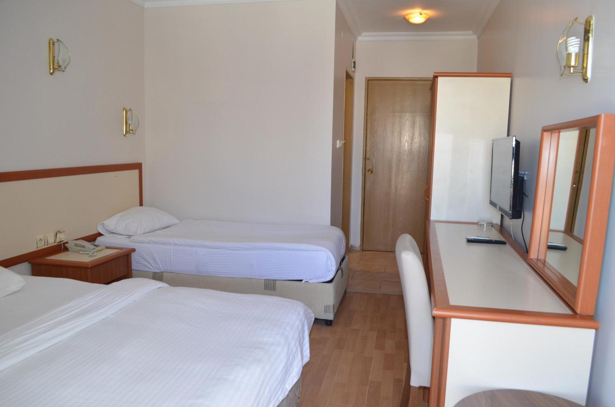 Grand Milano Hotel Ayvalı Pokoj fotografie